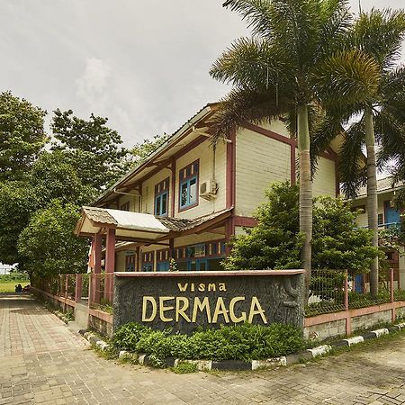 Dermaga Resort Pramuka Kepulauan Seribu Exterior photo